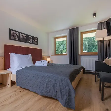 Hotel Dolomitenhof & Alte Post Sexten