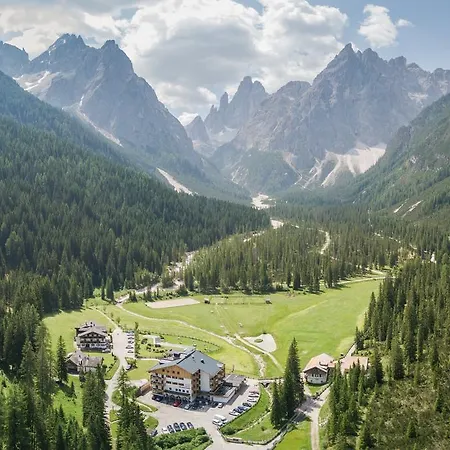 Hotel Dolomitenhof & Alte Post Sexten